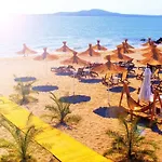 Lotus Family - Free Parking Hotell 3*