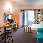 Hotell Lotus Family - Free Parking 3*