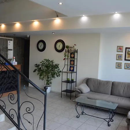 Otel Lotus Family - Free Parking 3*