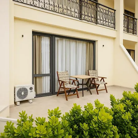 Otel Lotus Family - Free Parking Sunny Beach