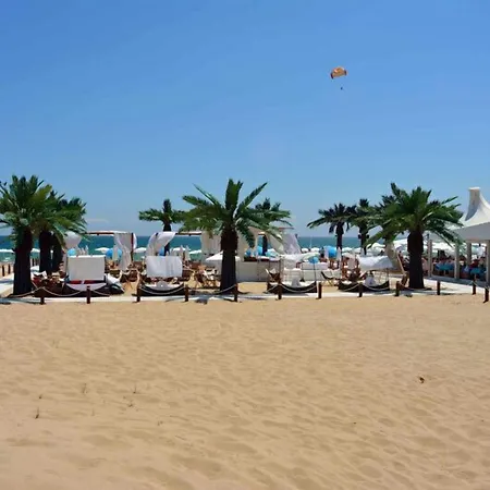 Lotus Family - Free Parking Sunny Beach