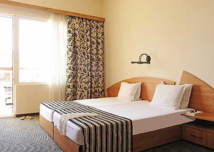 Lotus Family - Free Parking 3*