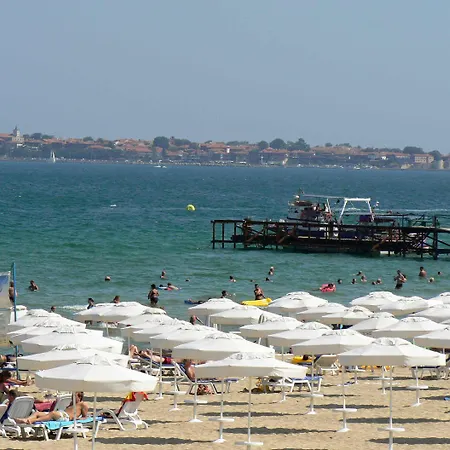 Lotus Family - Free Parking 3* Napospart