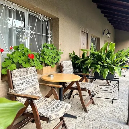 Szálloda Lotus Family - Free Parking Napospart