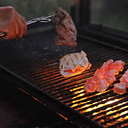 Lotus Family - Free Parking Szálloda 3*