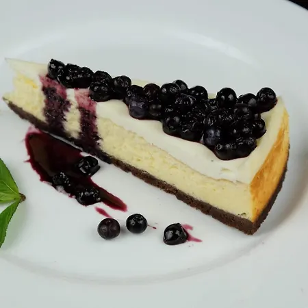 Hotel Lotus Family - Free Parking 3*