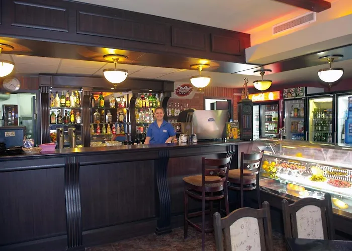 Lotus Family - Free Parking Готель Сонячний Берег