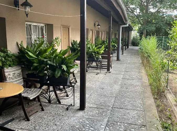 Lotus Family - Free Parking Готель Сонячний Берег