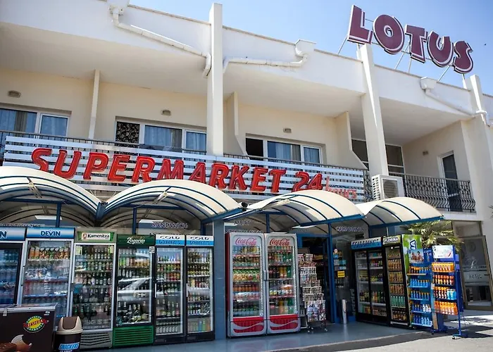 Hotel Lotus Family - Free Parking Sunny Beach