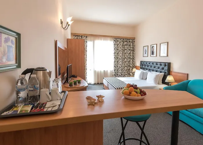 Lotus Family - Free Parking Сонячний Берег