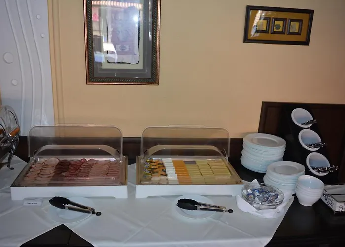 Hotel Lotus Family - Free Parking Sunny Beach