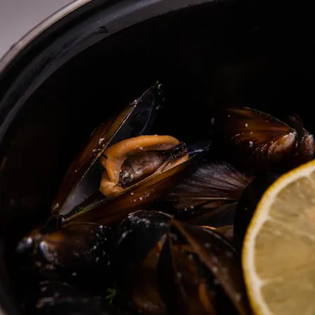 Lotus Family - Free Parking Готель 3*