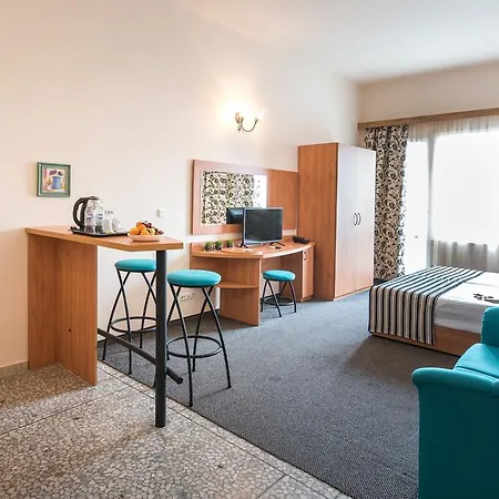 Lotus Family - Free Parking Hotel Sluneční pobřeží